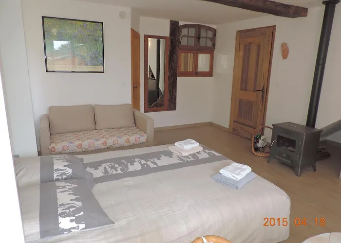 Les Cigales D'estoublon Apartment Estoublon