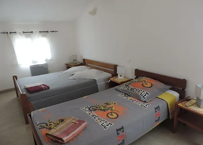 Les Cigales D'estoublon Apartment Estoublon