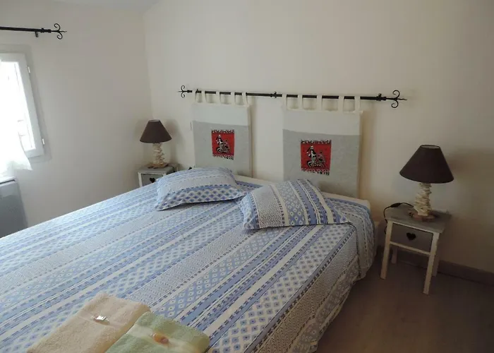 Apartment Les Cigales D'estoublon