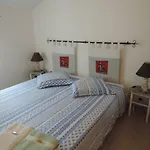 Apartment Les Cigales D'estoublon